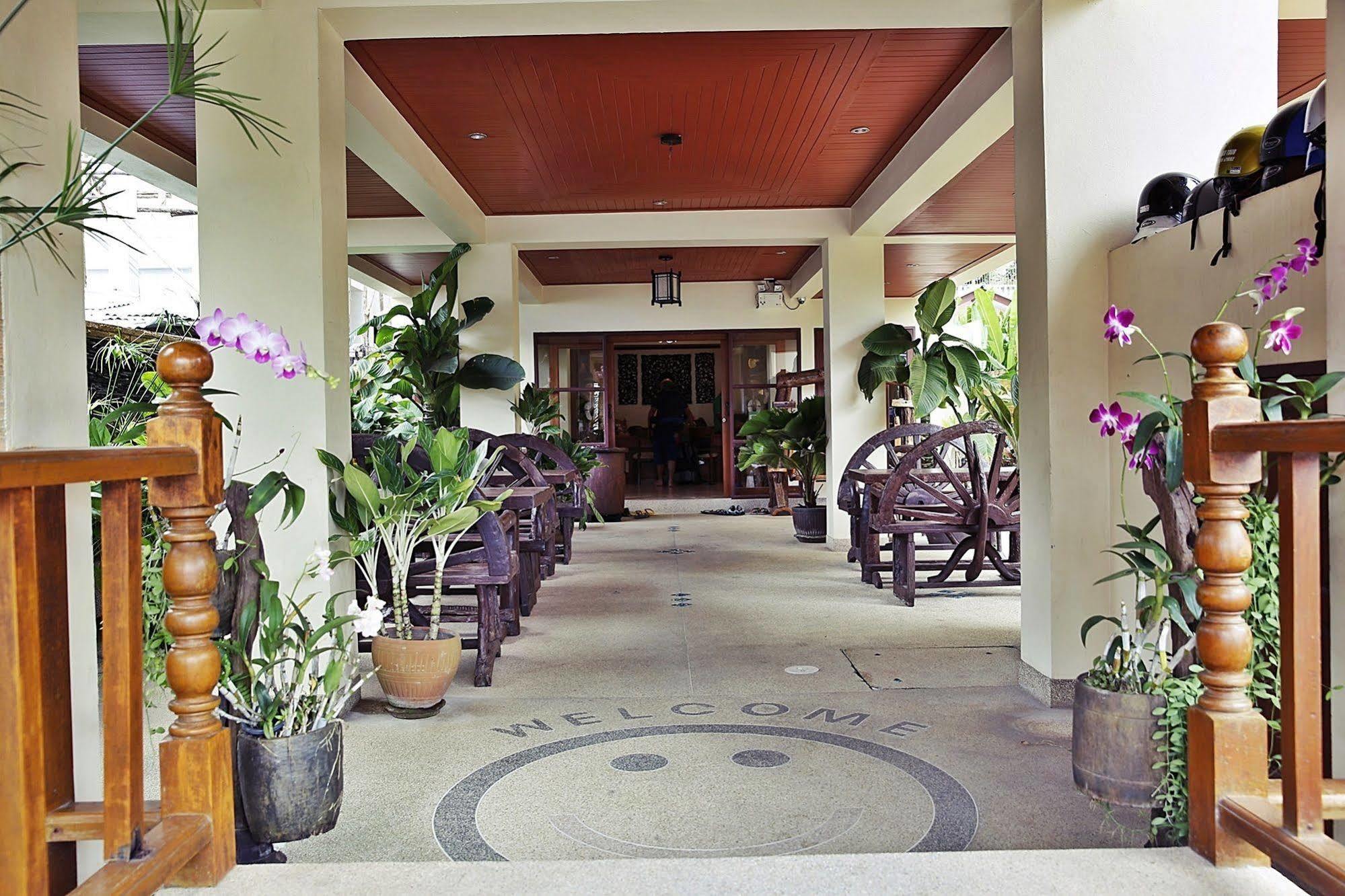 Hotel Baan Ss Karon Exterior foto
